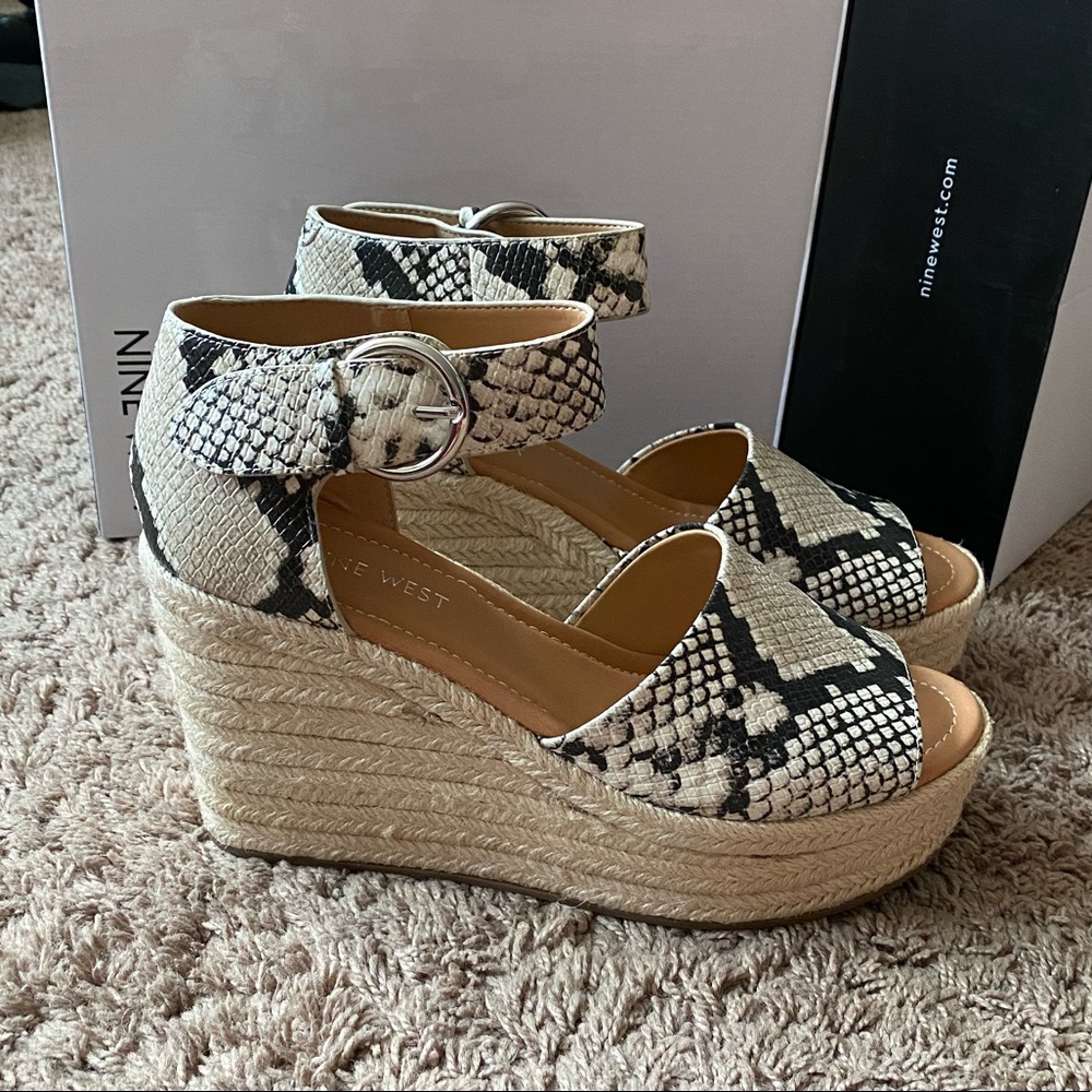 Nine West Black and White Snake Print Wedge Espadrille Sandals